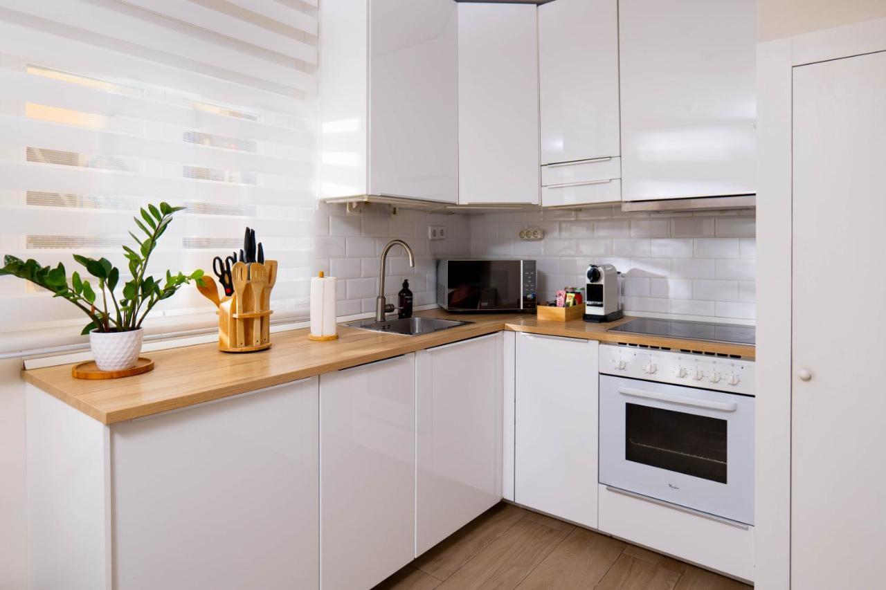 Amazing Apartment In Huertas Madrid Extérieur photo